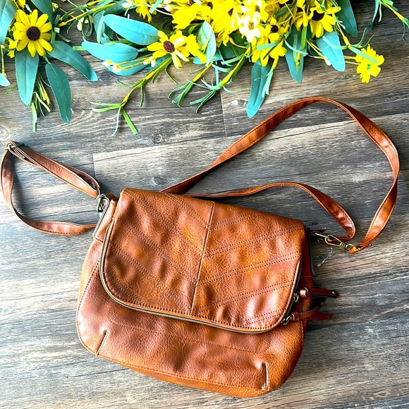 Brown Gorgeous shoulder with 6 pockets - Picture 1 of 5